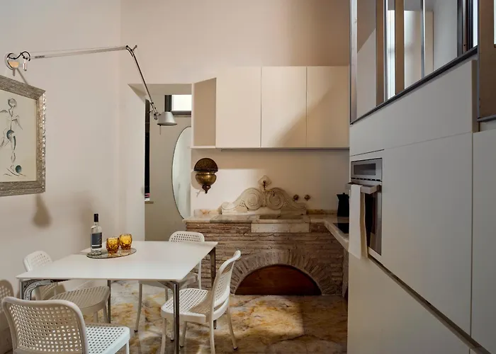 Palazzo Delle Pietre - Luxury Roma