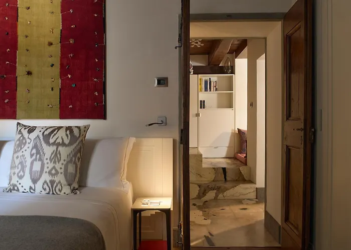 Palazzo Delle Pietre - Luxury 4*