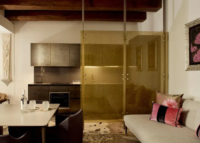 Palazzo Delle Pietre - Luxury 4*