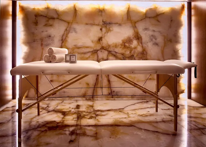 Palazzo Delle Pietre - Luxury Rome
