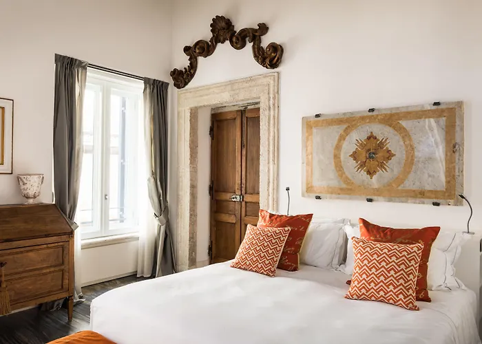 Palazzo Delle Pietre - Luxury 4* Roma