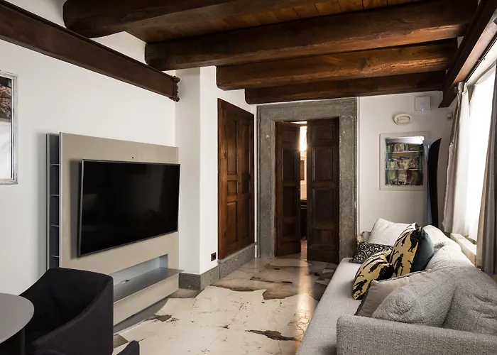 Palazzo Delle Pietre - Luxury Apart Otel 4*