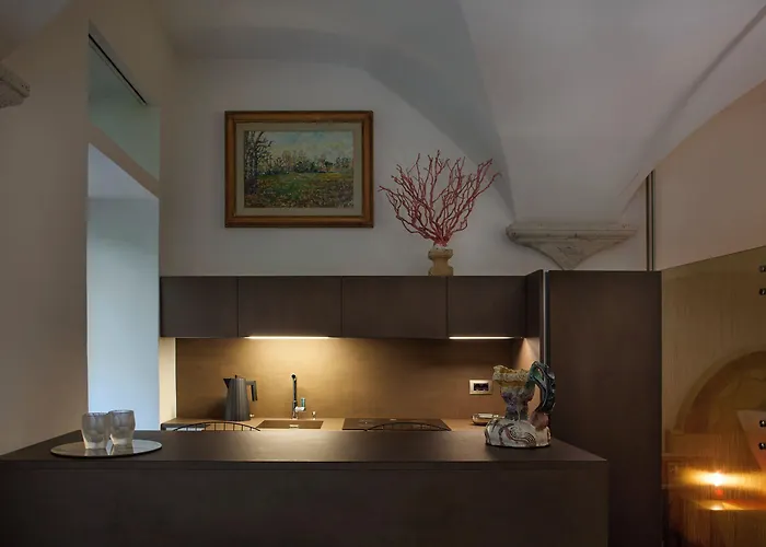 Palazzo Delle Pietre - Luxury Rome